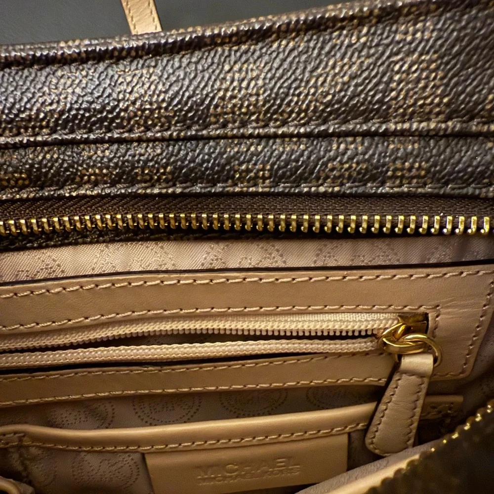 Michael Kors Brown Monogram Crossbody Bag with Gold Hardware Classic - Picture 8 of 16